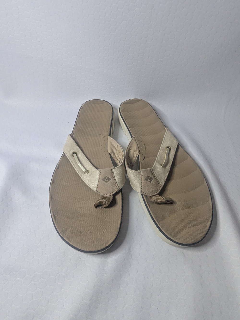 Sperry Women's Tan Suede Thong Sandals